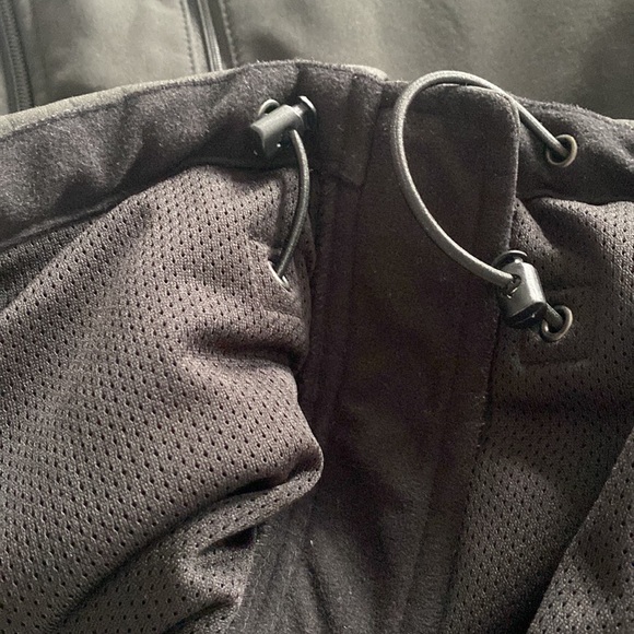 Amazon Essentials jacket - Picture 5 of 8